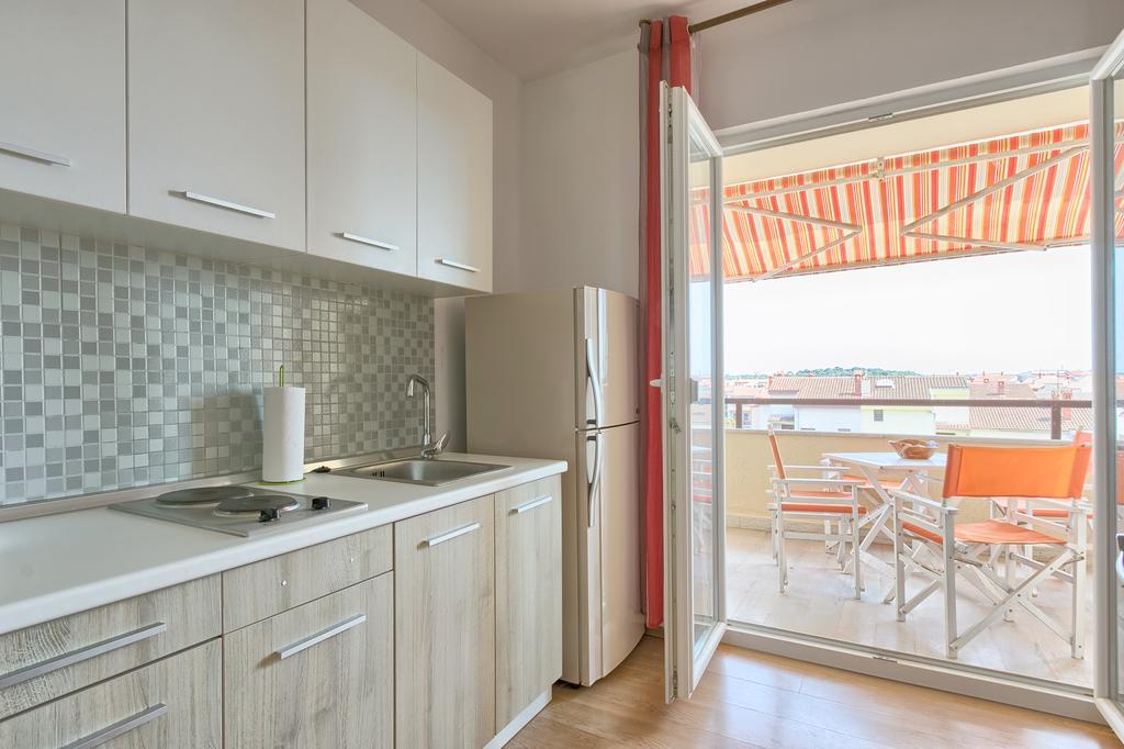 Apartments Veruda Porat Pula Exterior photo
